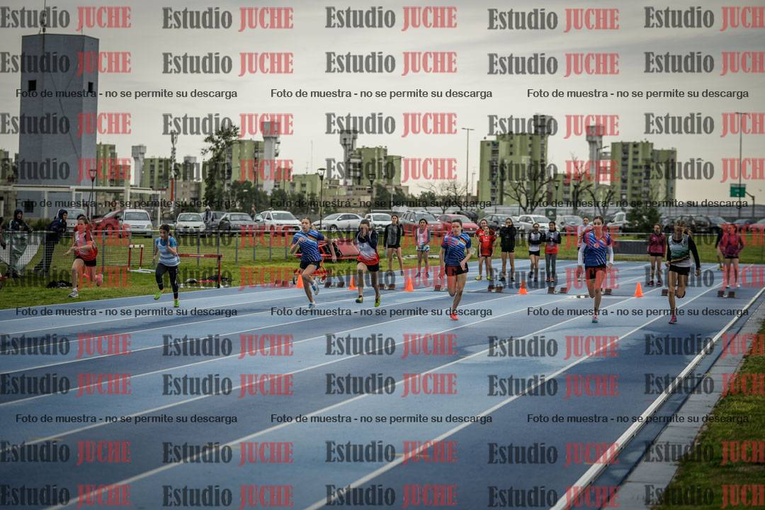 Fotos de los 80 m llanos de mujeres