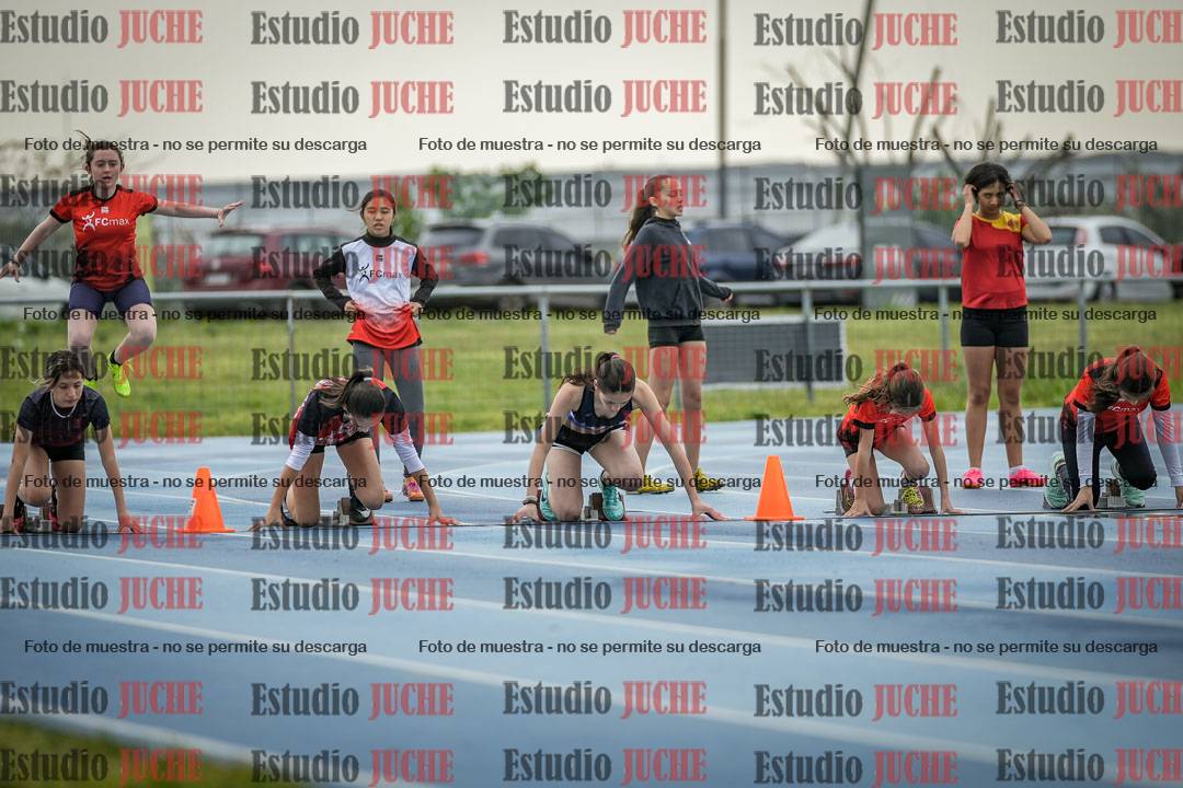 Fotos de los 80 m llanos de mujeres