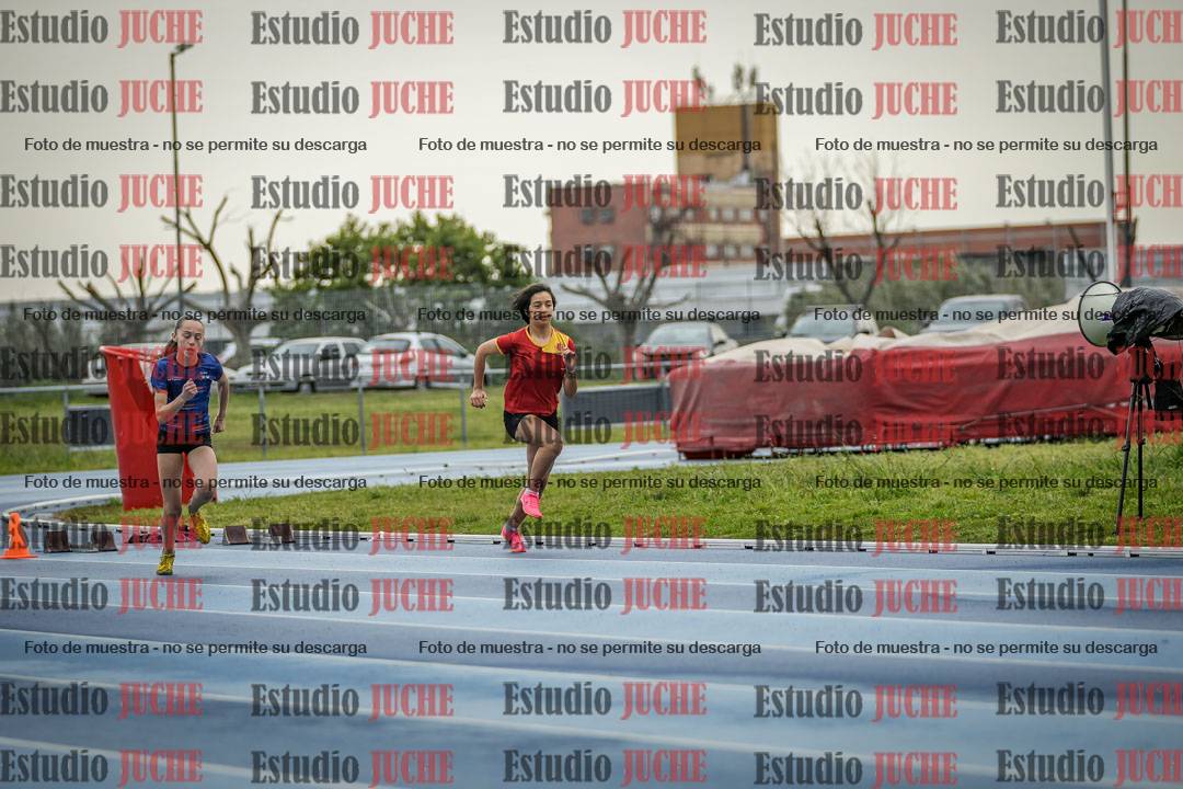 Fotos de los 80 m llanos de mujeres
