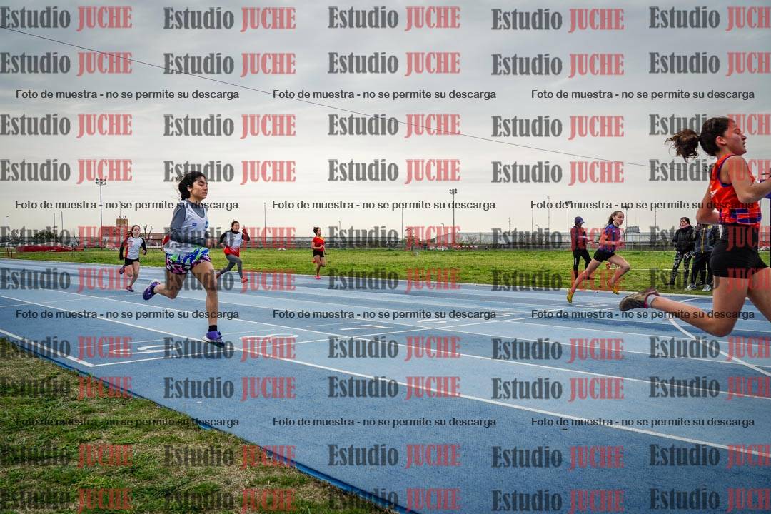 Fotos de los 80 m llanos de mujeres