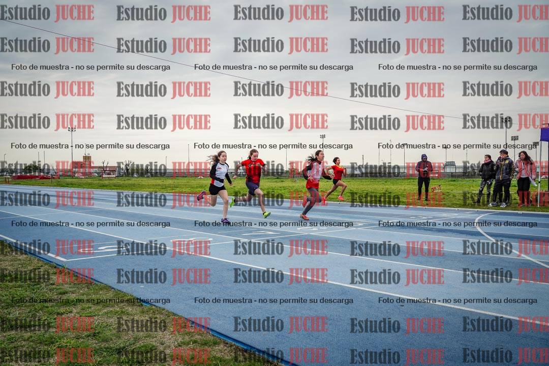Fotos de los 80 m llanos de mujeres
