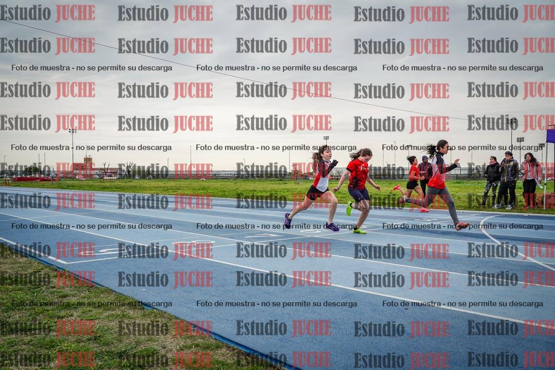 Fotos de los 80 m llanos de mujeres