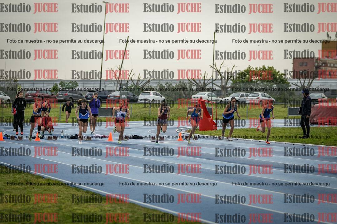 Fotos de los 80 m llanos de mujeres