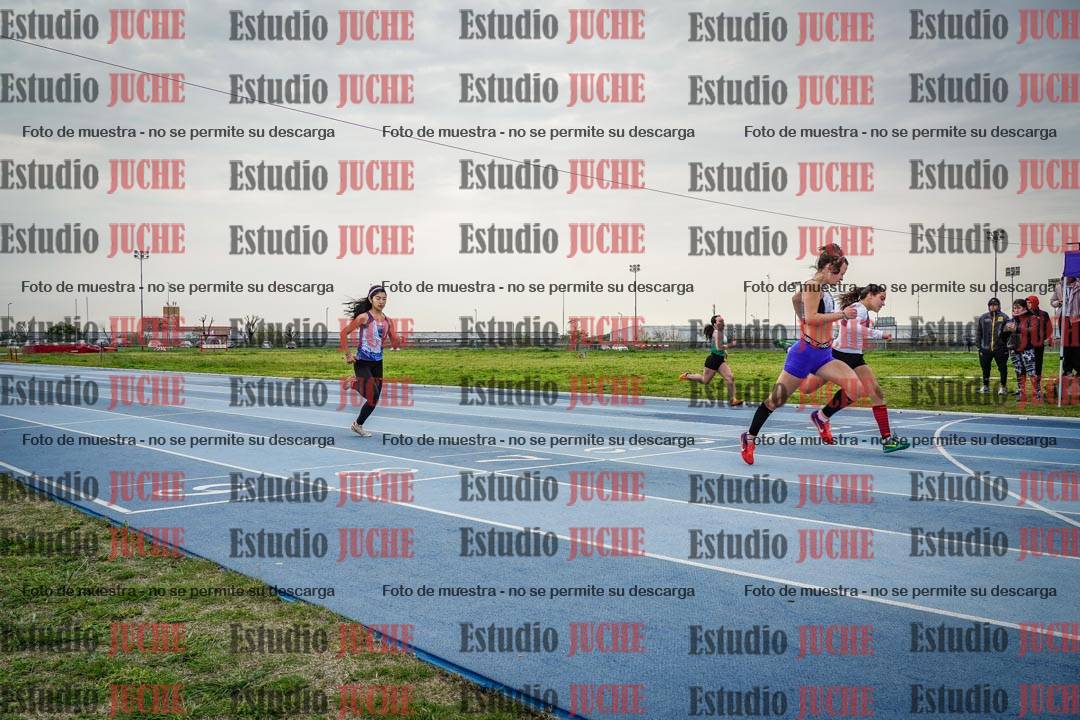 Fotos de los 80 m llanos de mujeres