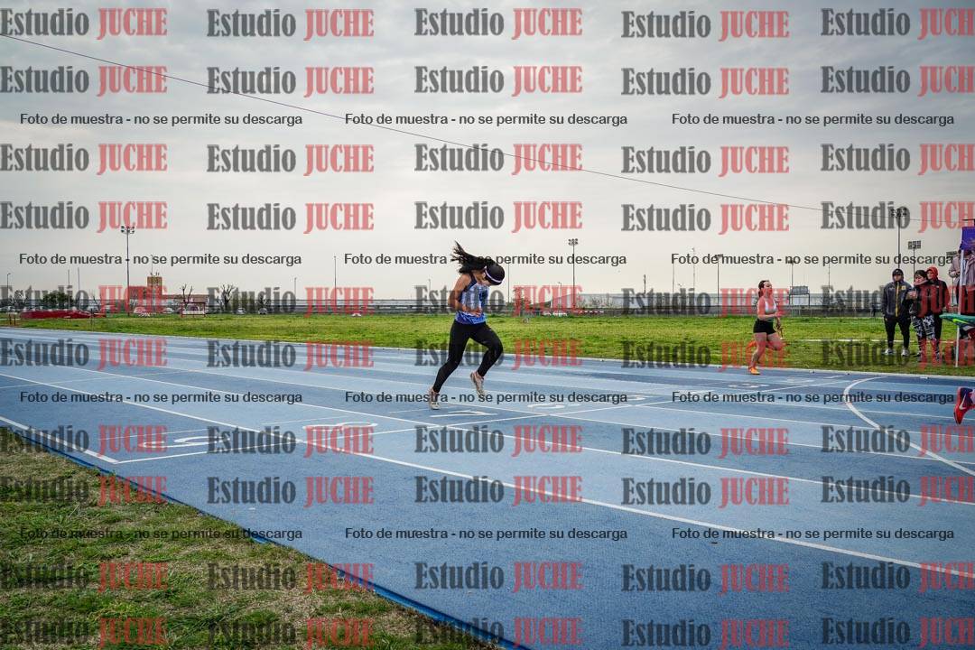 Fotos de los 80 m llanos de mujeres