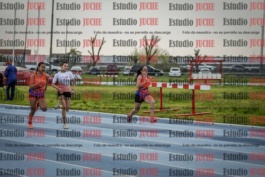 Fotos de los 80 m llanos de mujeres
