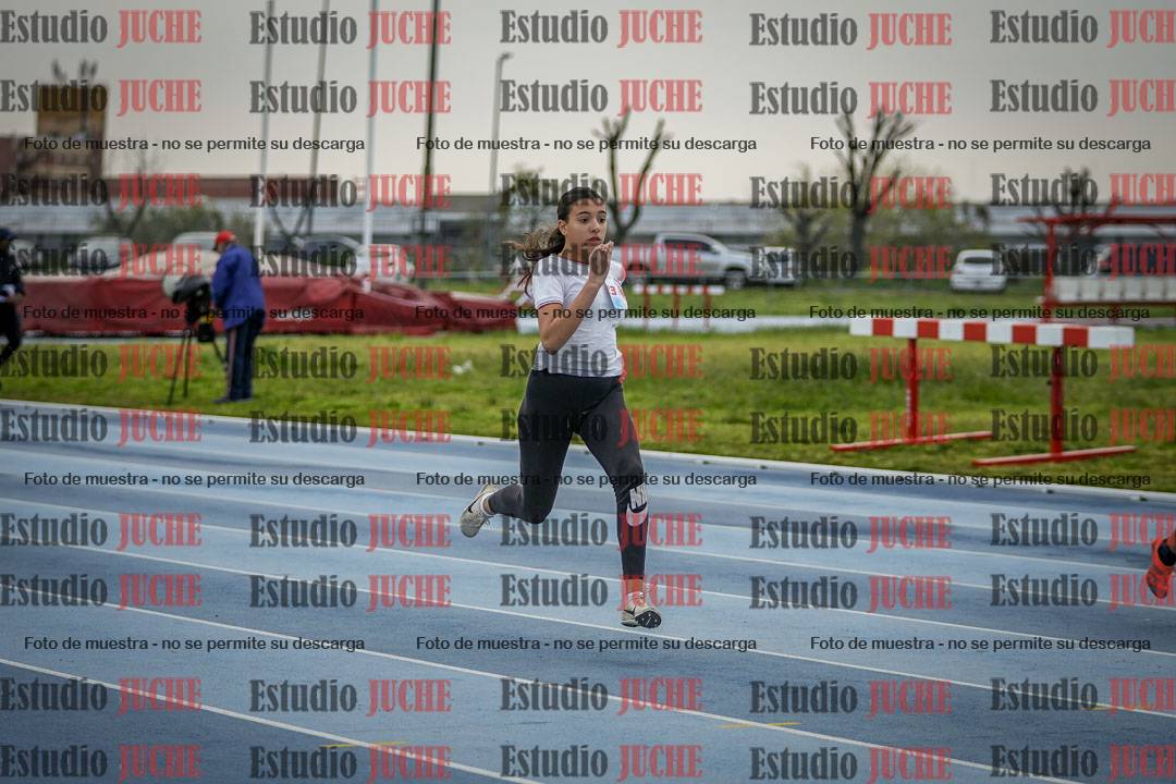Fotos de los 80 m llanos de mujeres