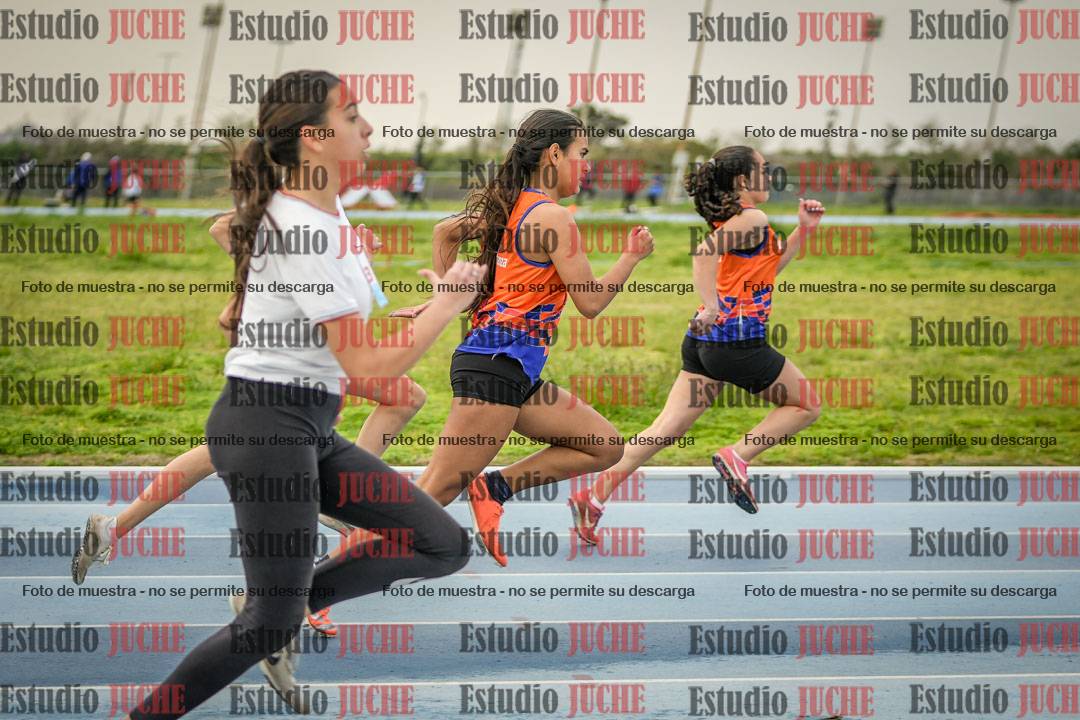 Fotos de los 80 m llanos de mujeres