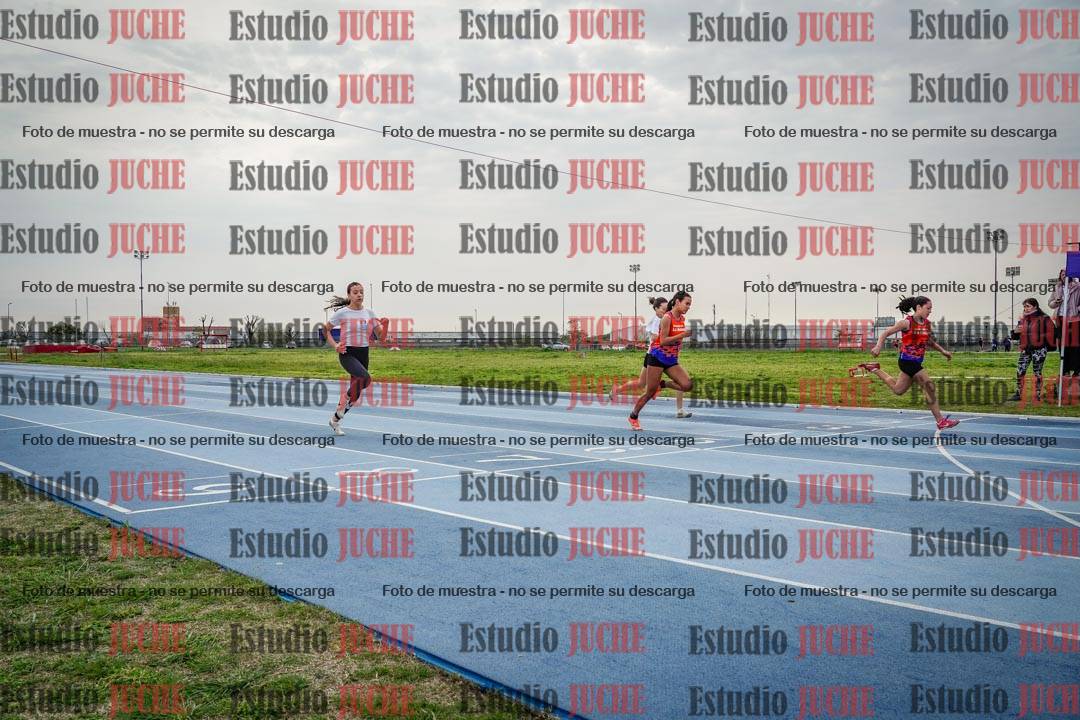 Fotos de los 80 m llanos de mujeres