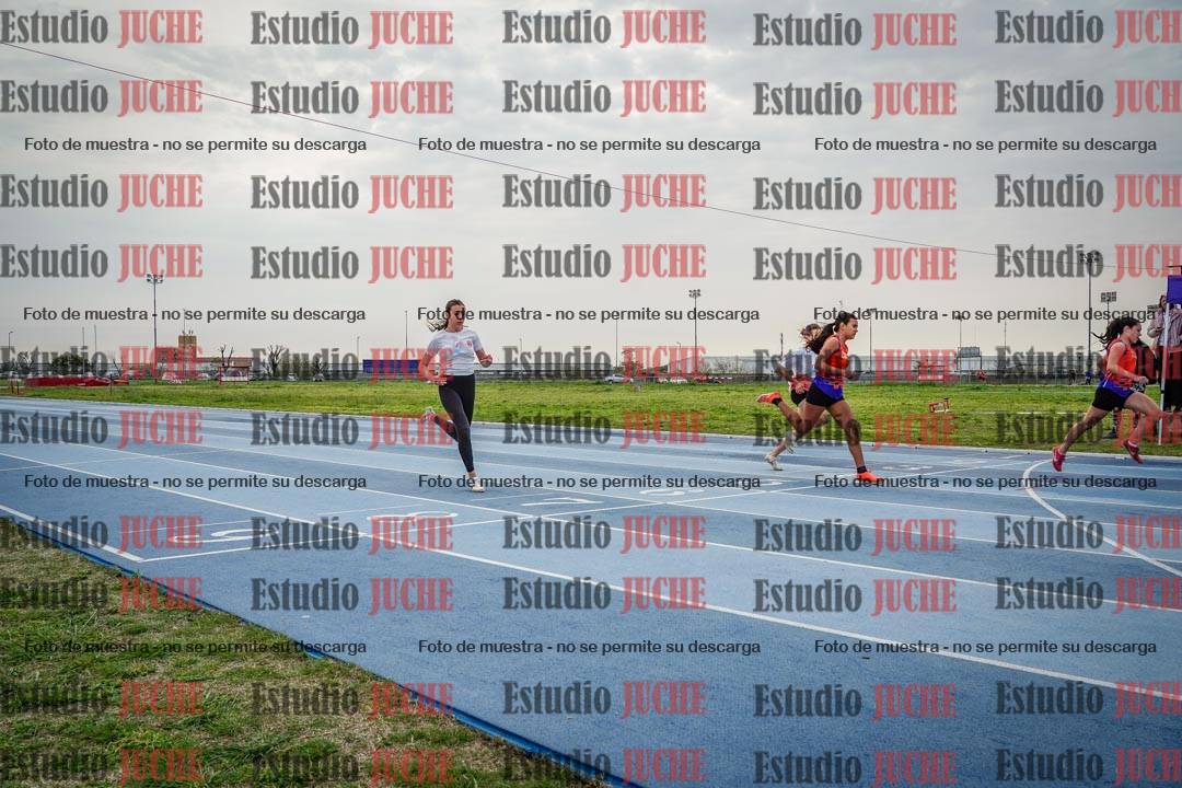 Fotos de los 80 m llanos de mujeres