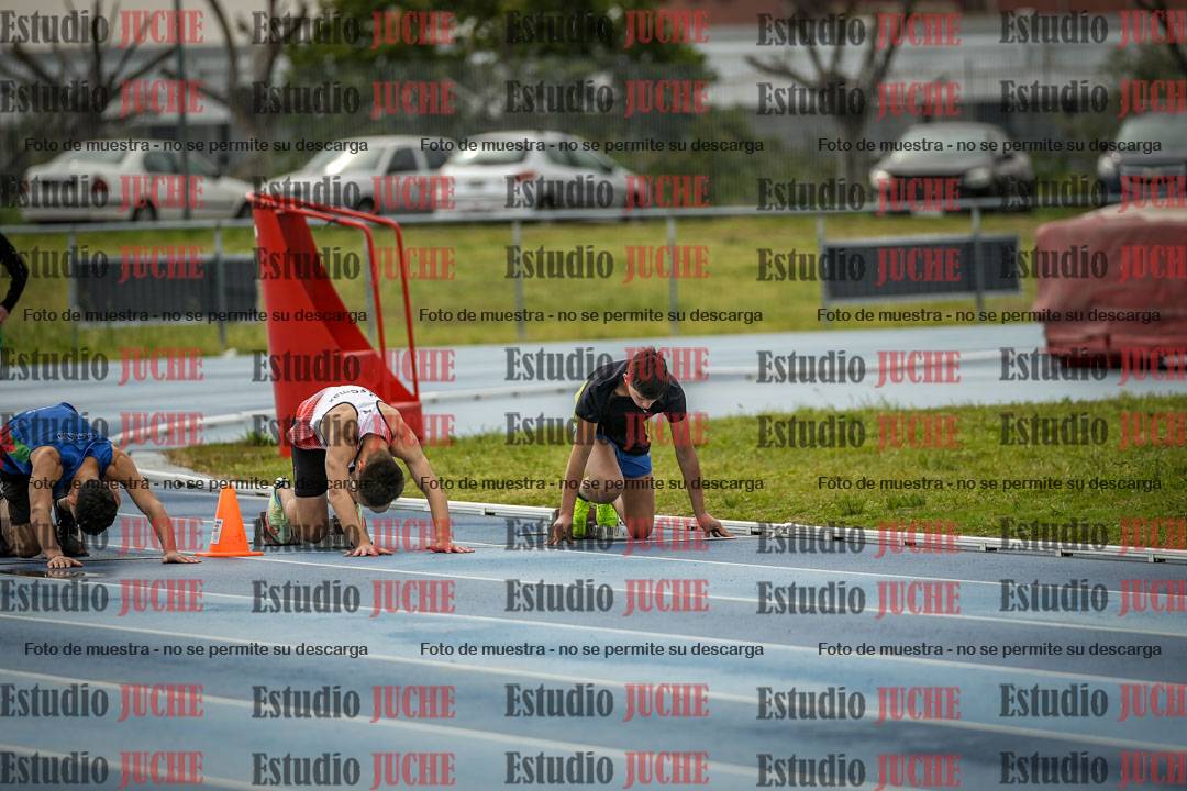 Fotos de los 80 m llanos de varones