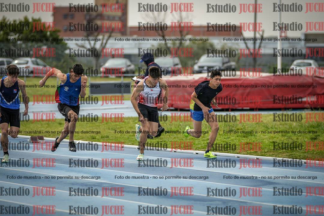 Fotos de los 80 m llanos de varones