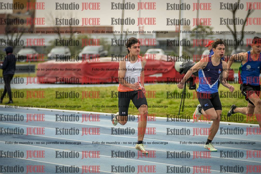 Fotos de los 80 m llanos de varones