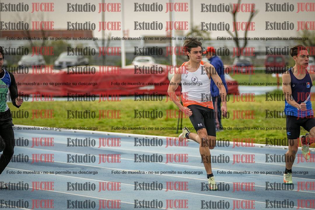 Fotos de los 80 m llanos de varones