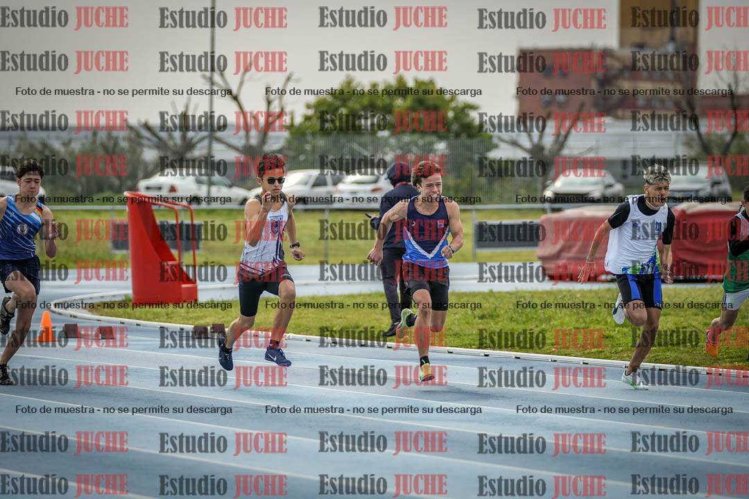 Fotos de los 80 m llanos de varones