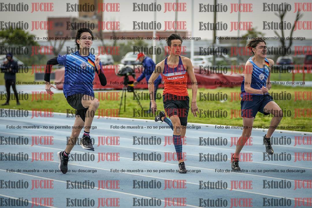 Fotos de los 80 m llanos de varones