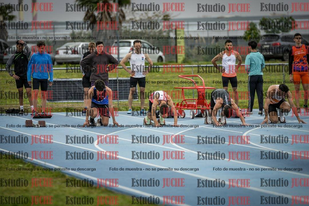 Fotos de los 100 m llanos de varones