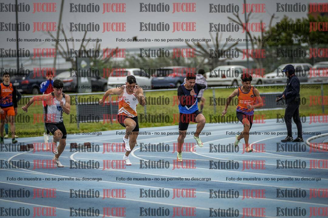 Fotos de los 100 m llanos de varones