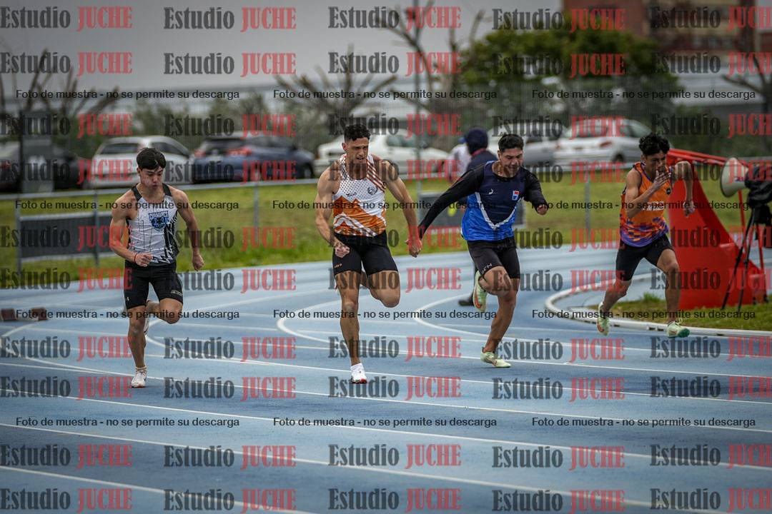 Fotos de los 100 m llanos de varones