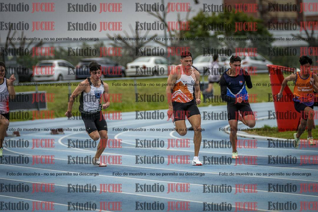 Fotos de los 100 m llanos de varones
