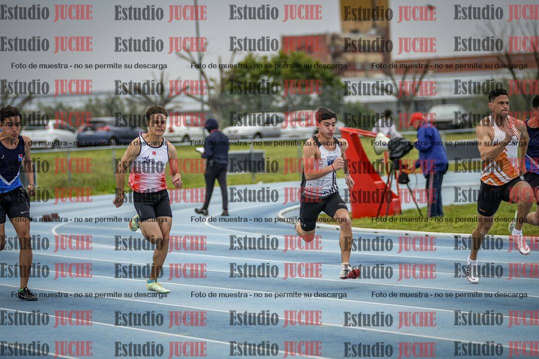 Fotos de los 100 m llanos de varones