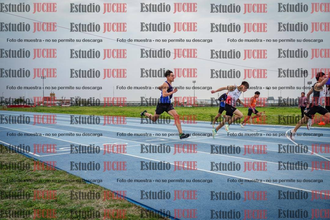 Fotos de los 100 m llanos de varones