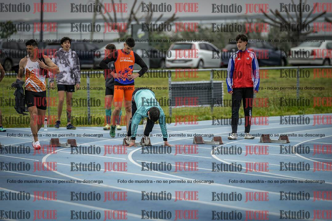 Fotos de los 100 m llanos de varones