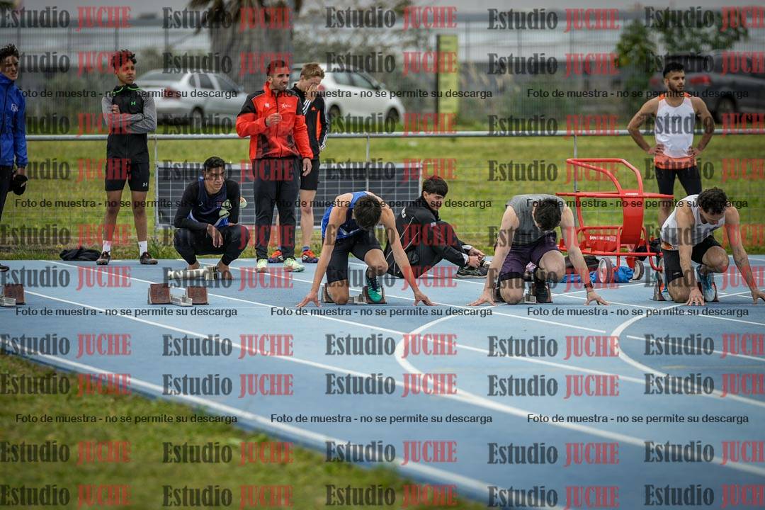 Fotos de los 100 m llanos de varones