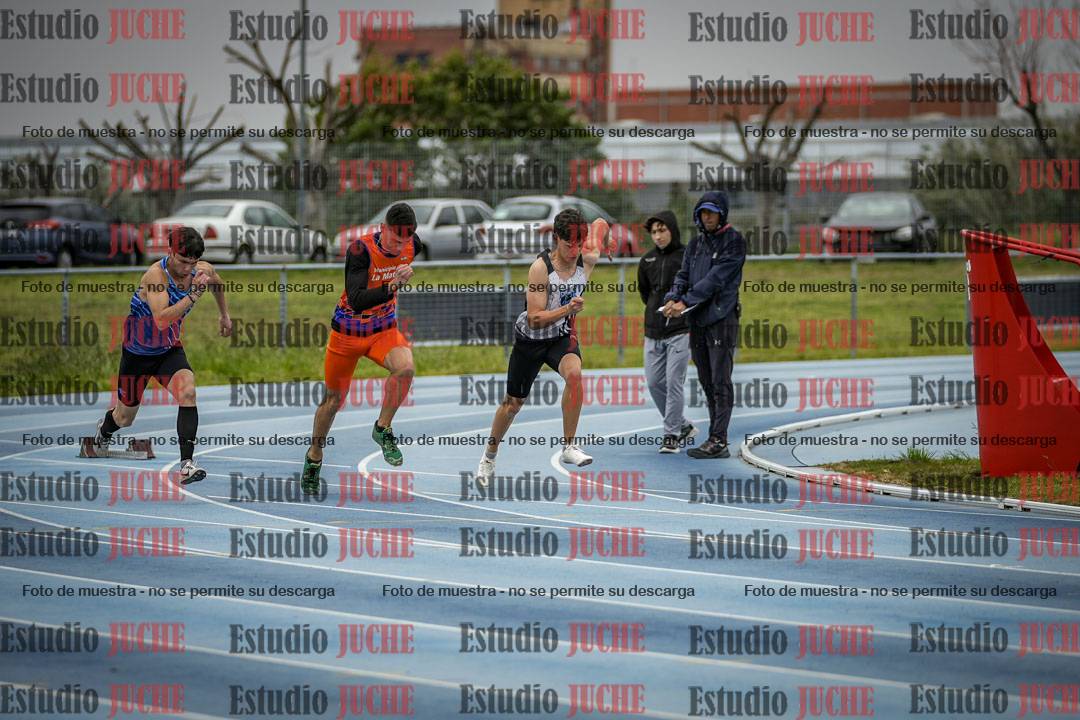 Fotos de los 100 m llanos de varones