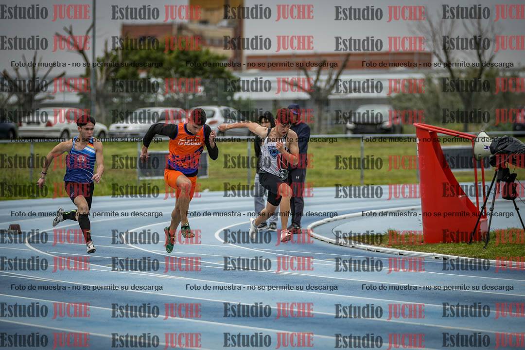 Fotos de los 100 m llanos de varones