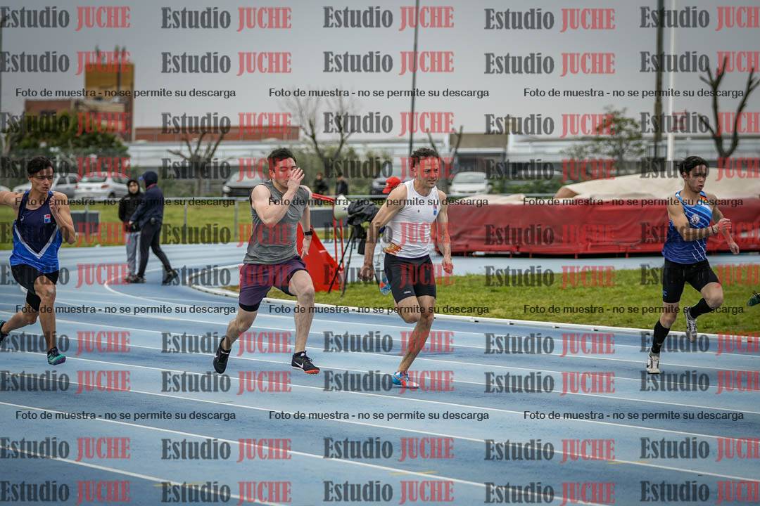 Fotos de los 100 m llanos de varones