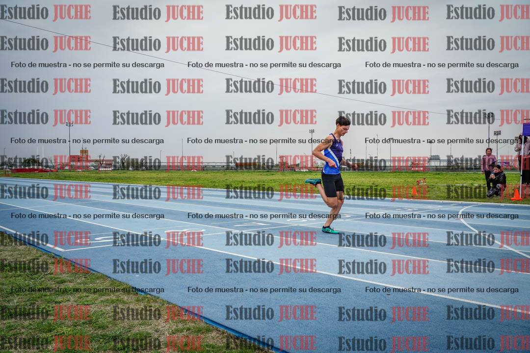 Fotos de los 100 m llanos de varones