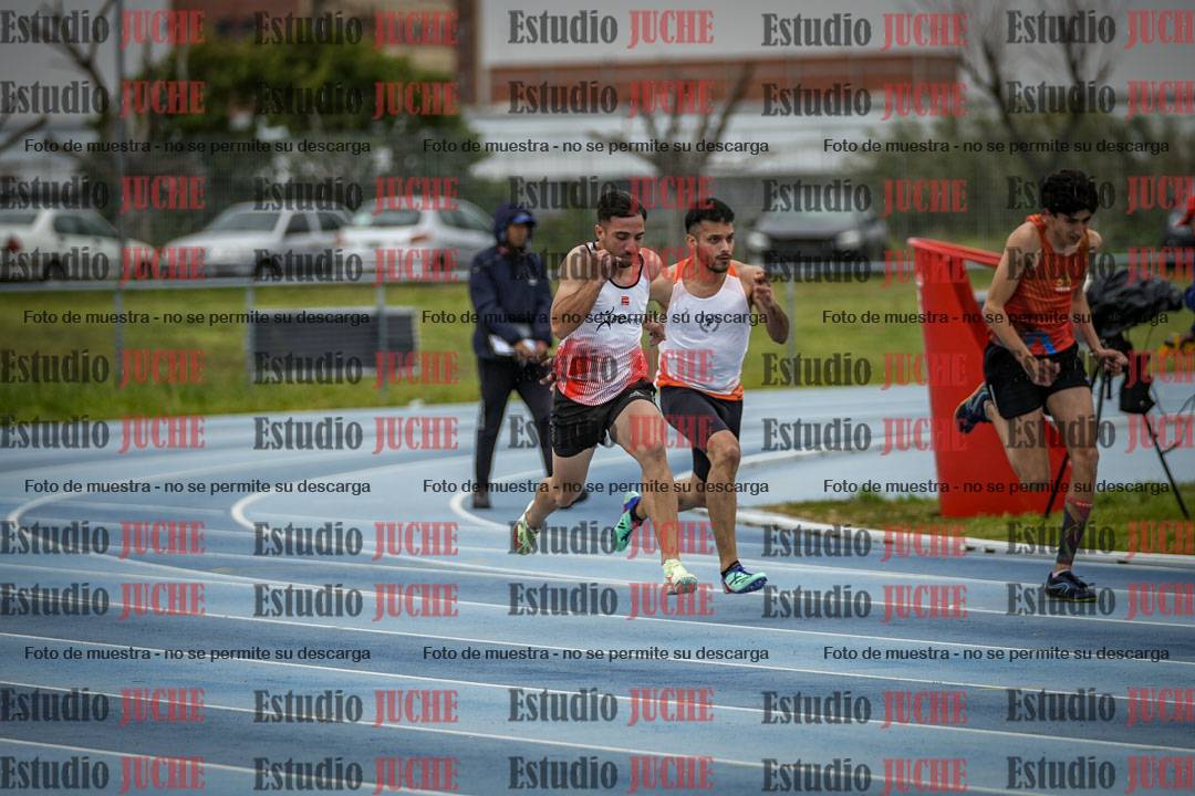 Fotos de los 100 m llanos de varones