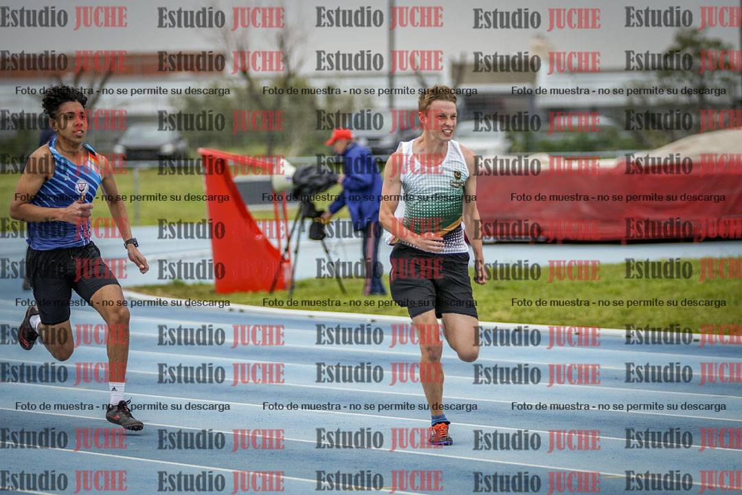 Fotos de los 100 m llanos de varones