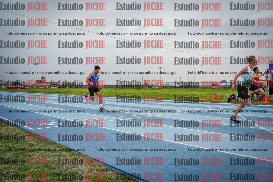 Fotos de los 100 m llanos de varones