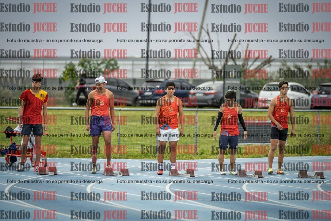 Fotos de los 100 m llanos de varones