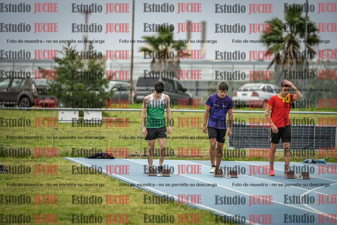Fotos de los 100 m llanos de varones
