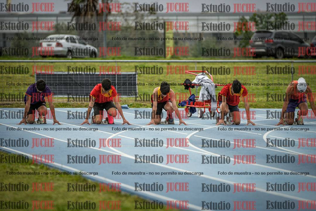 Fotos de los 100 m llanos de varones