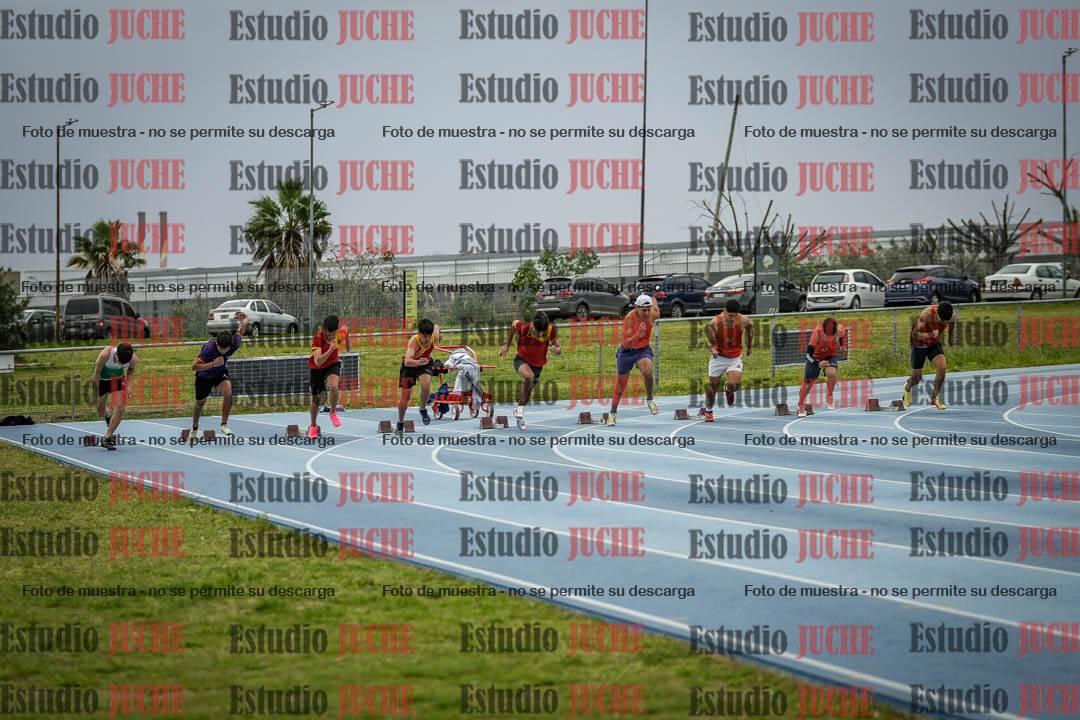 Fotos de los 100 m llanos de varones