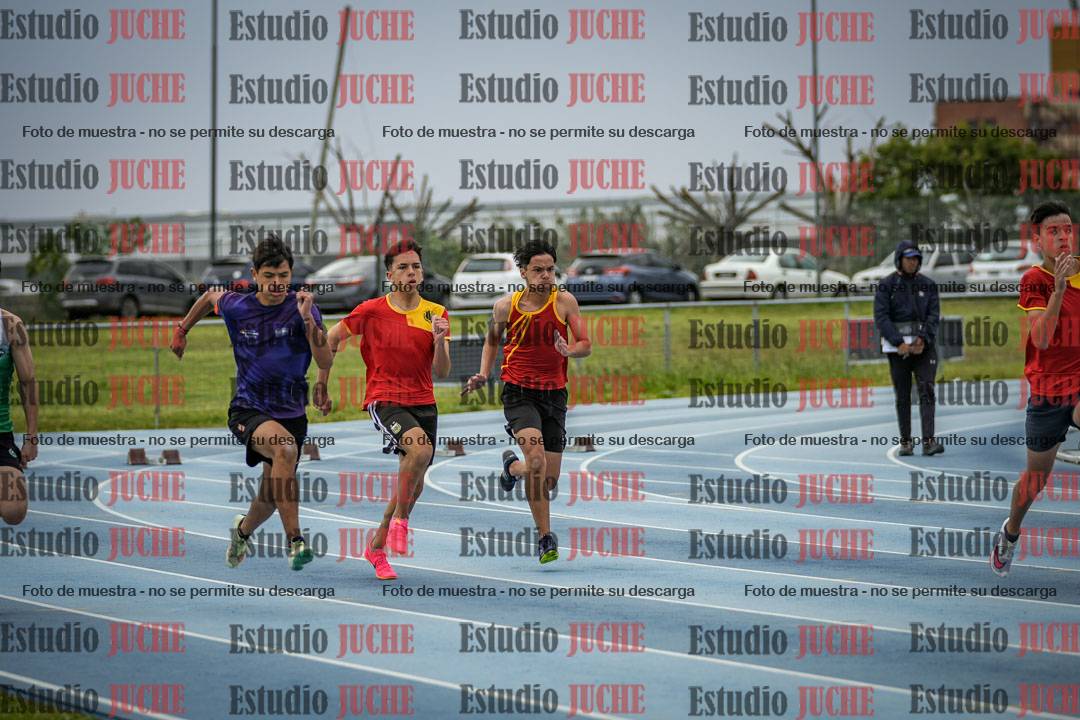 Fotos de los 100 m llanos de varones