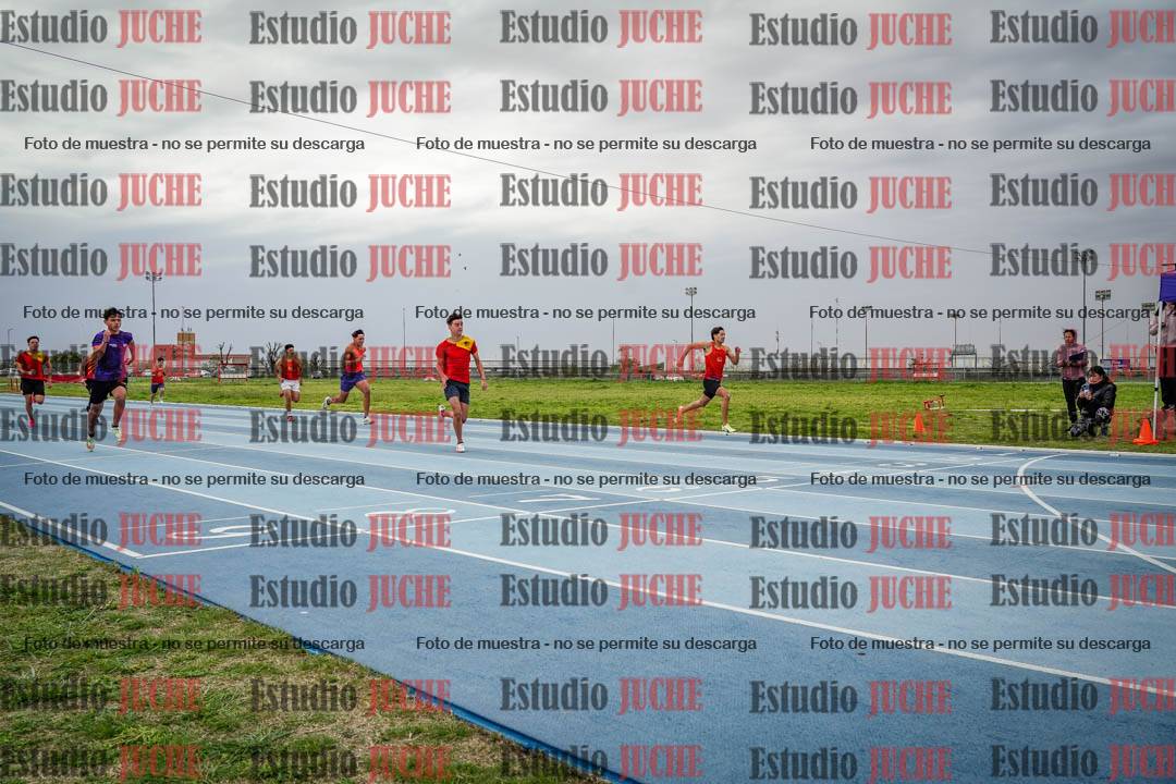 Fotos de los 100 m llanos de varones