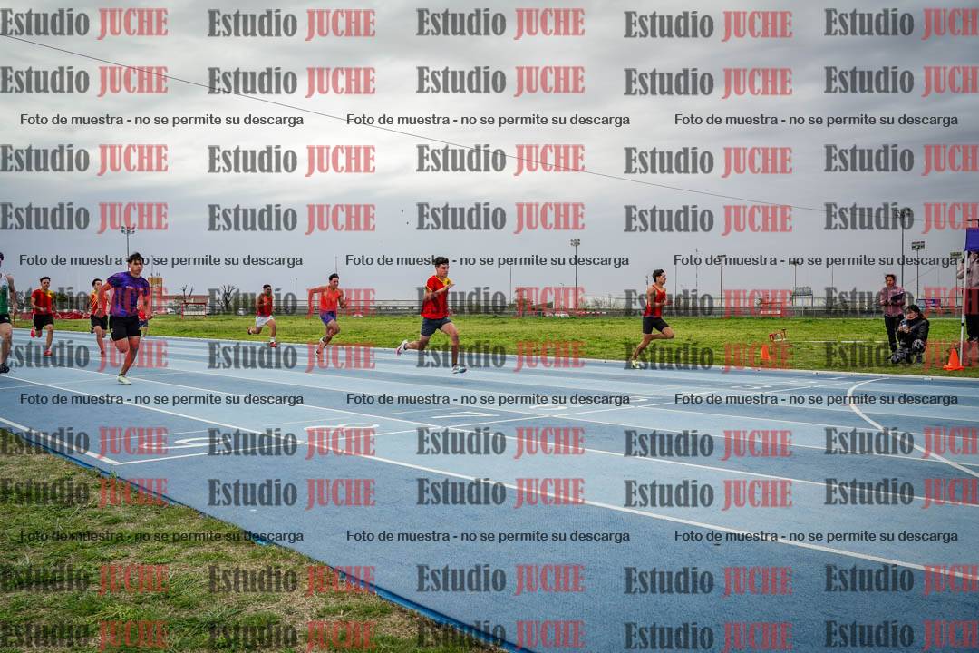 Fotos de los 100 m llanos de varones