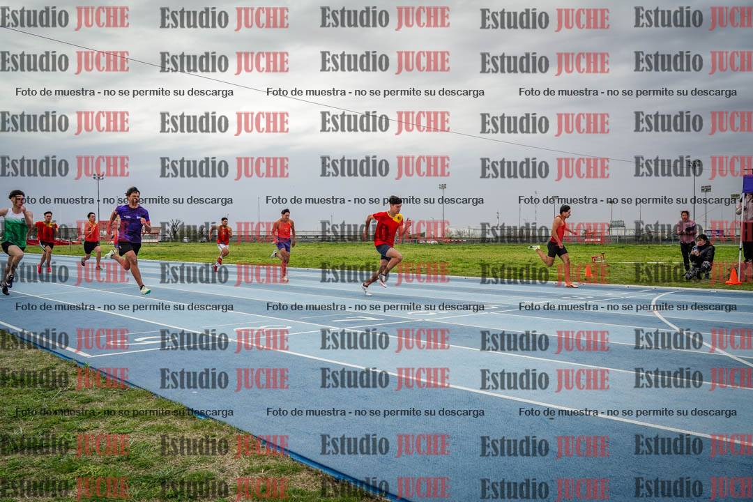 Fotos de los 100 m llanos de varones