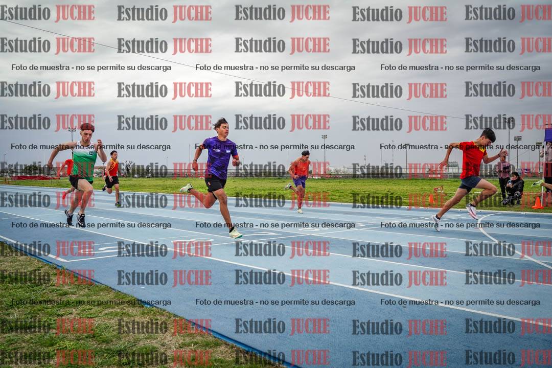 Fotos de los 100 m llanos de varones