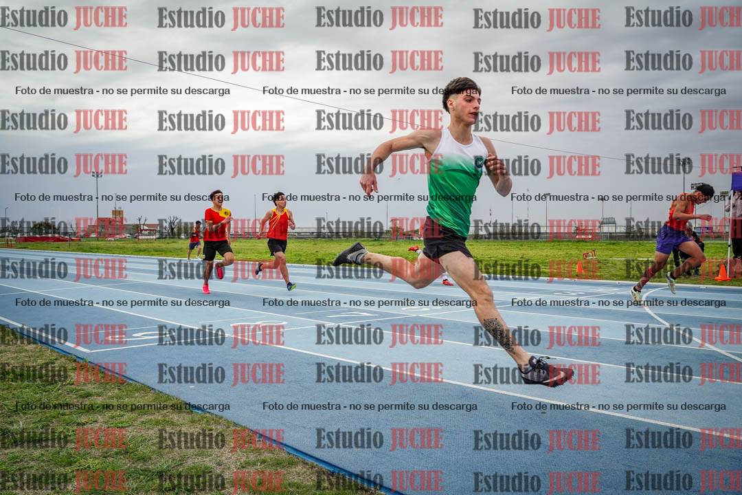 Fotos de los 100 m llanos de varones