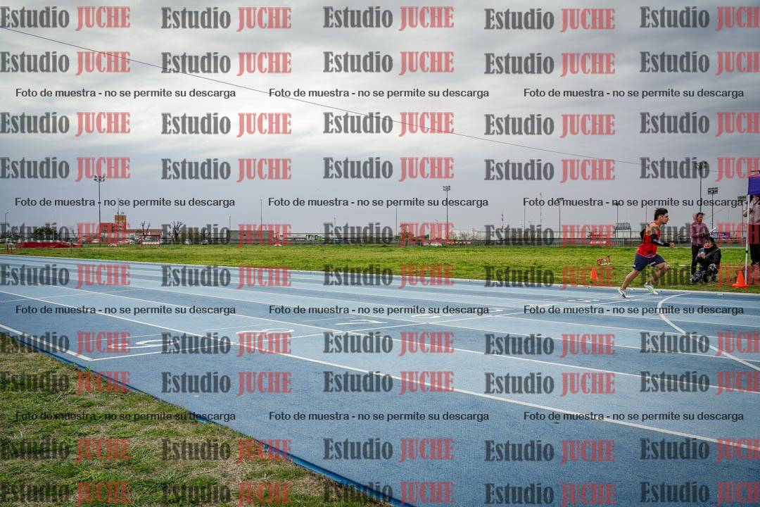 Fotos de los 100 m llanos de varones