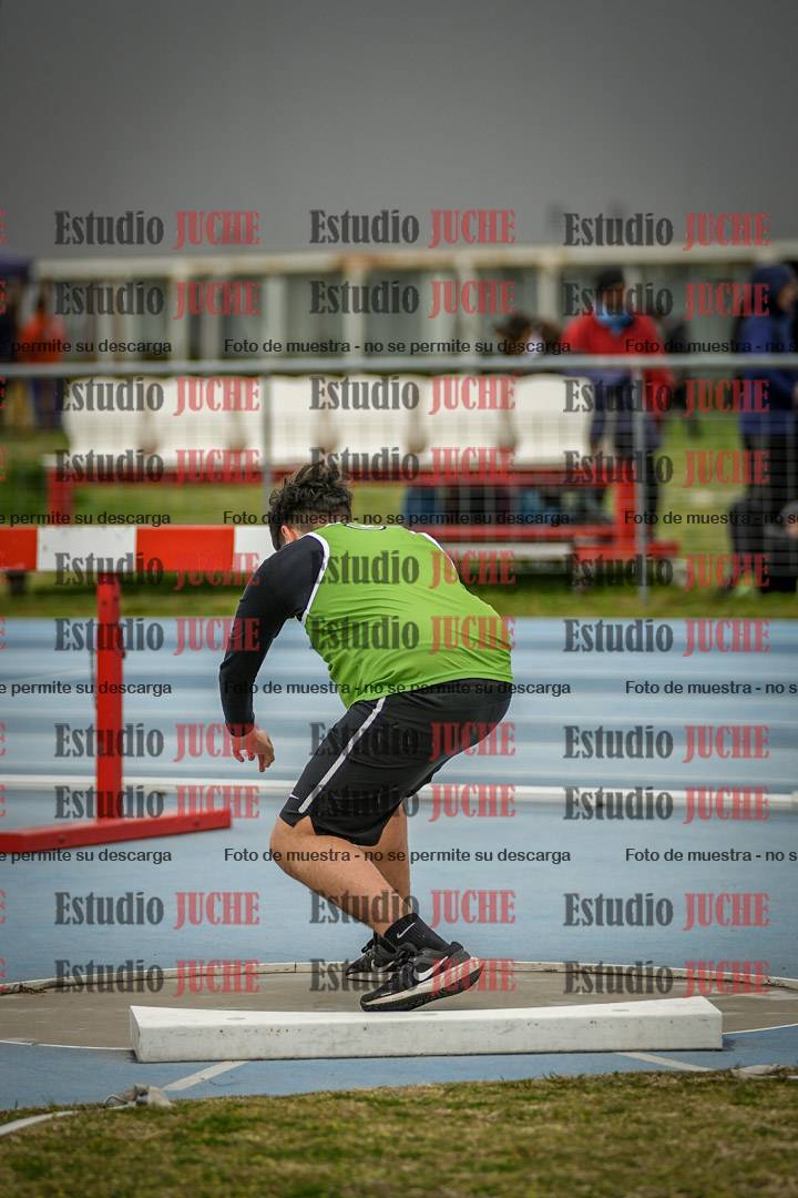 Fotos del lanzamiento de bala de varones