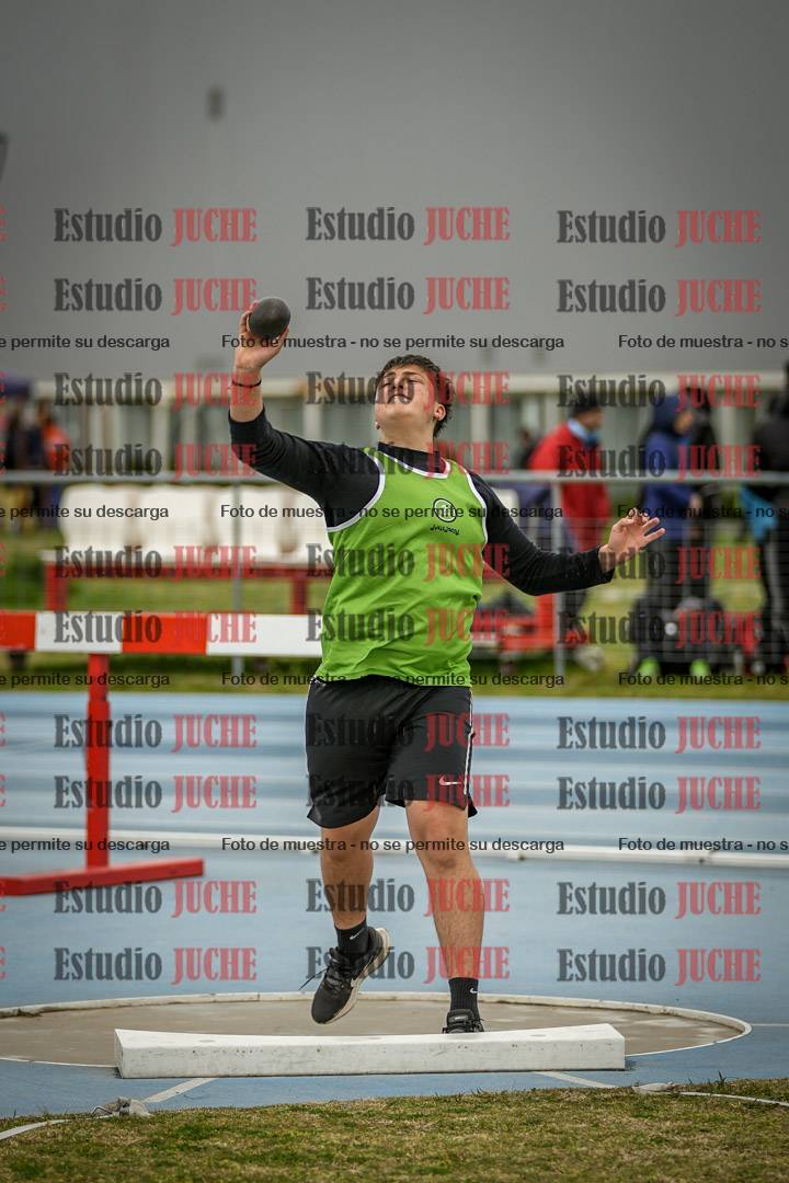 Fotos del lanzamiento de bala de varones