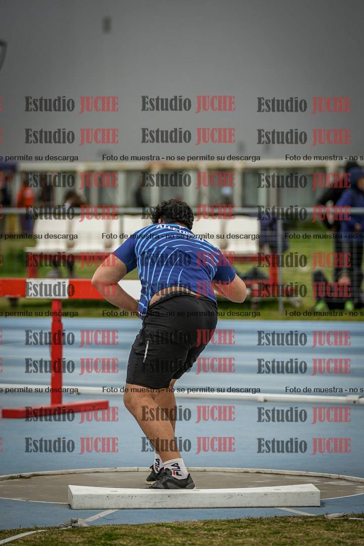 Fotos del lanzamiento de bala de varones