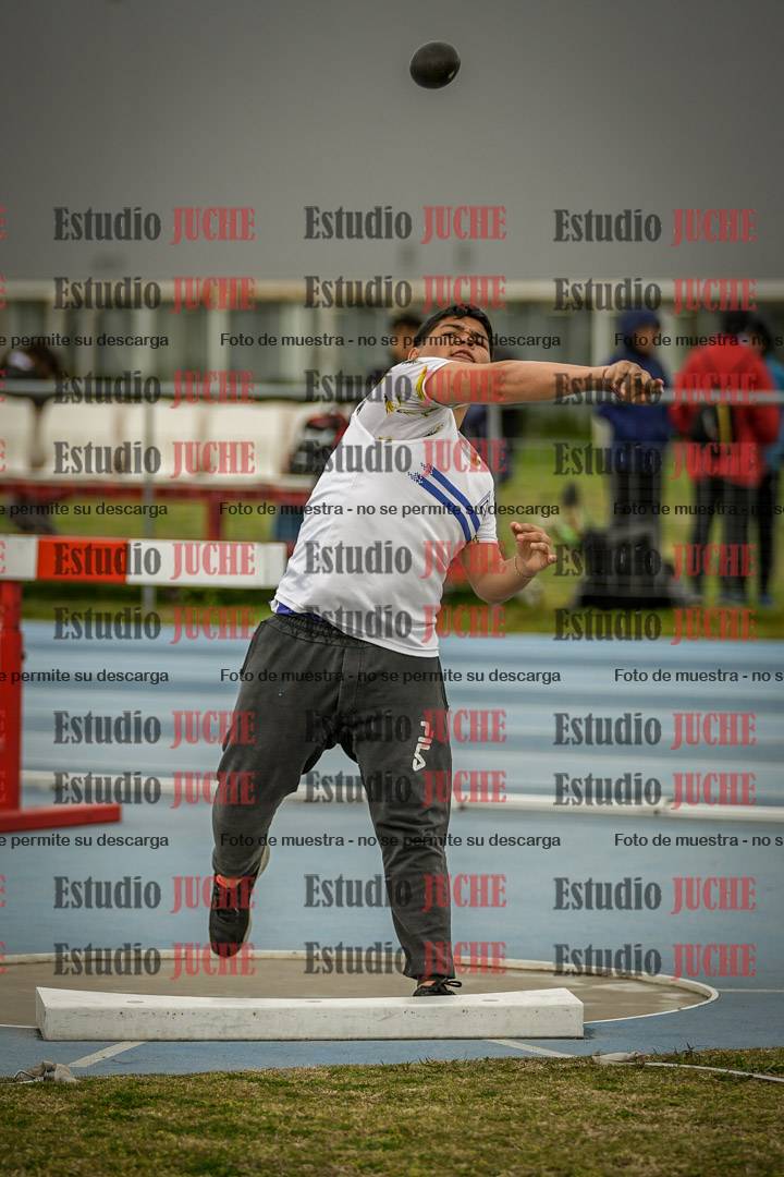 Fotos del lanzamiento de bala de varones